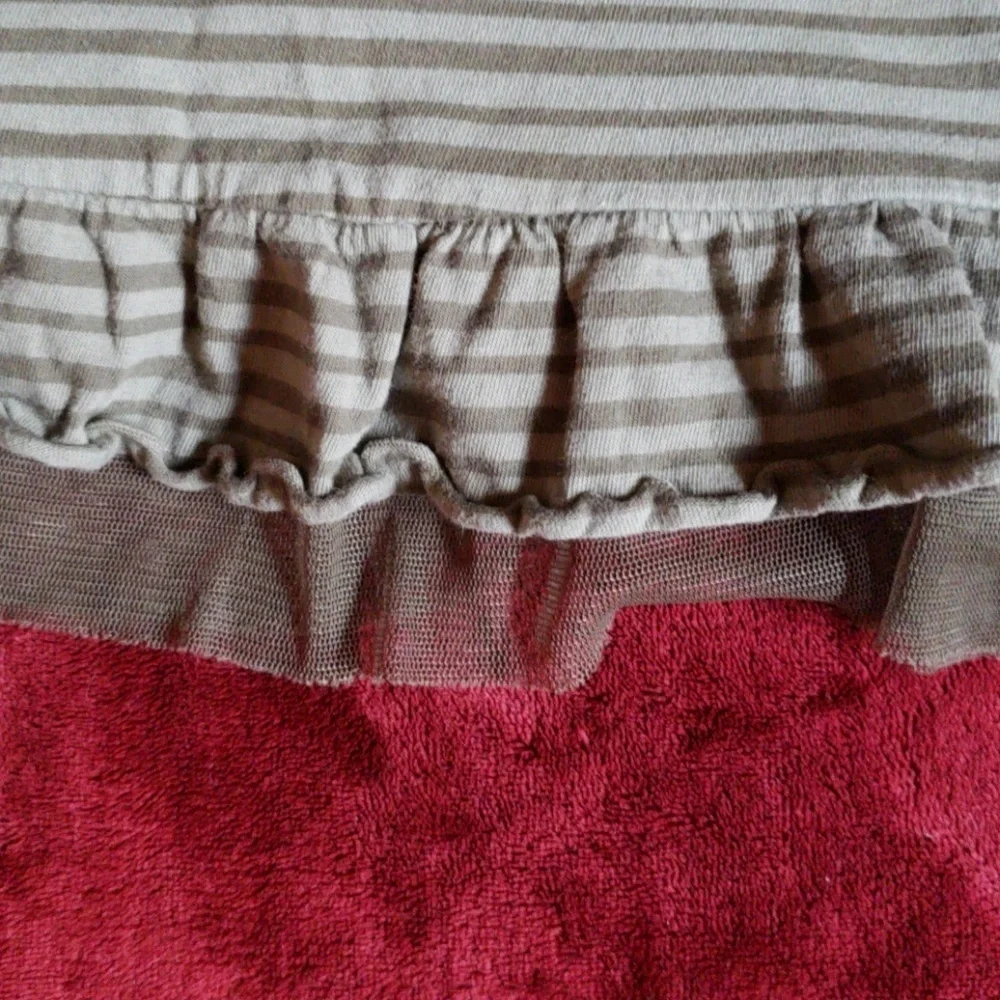 Little girls tops,size 10-12